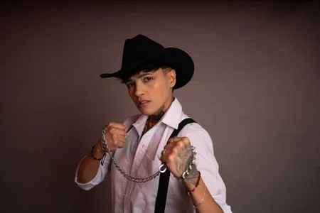 b3k_afrodict Sexy tomboy Pic 3