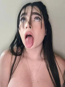 Amy_ruizz Between innocence and lust... you decide how far we go 😏🍒😈 Pic 5