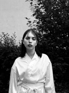 Velvet__Kiss White Lotus Billede 4
