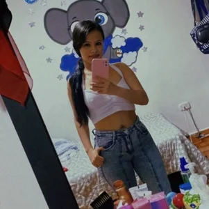 Alanha__ sexy girl Pic 2