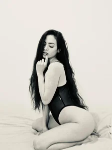 TheeaaGlow Public Kuva 3