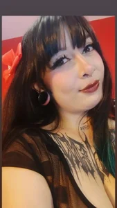 EugeaVSX Pensativa o Coqueta? 😈 Hình