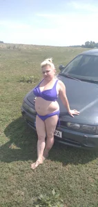 EllieLovee sex in nature зображення 4