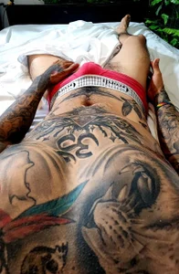 under the .. de Marcus_ink  photos