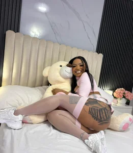 Madiee_Rhea Sweet madiee 🫦 Pic 2