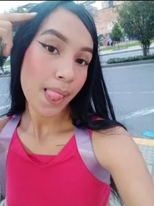 Briana_ch Public Pic 2