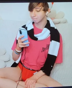 Timothy_Fox kullanıcısının Public albümü -  2 fotoğraf