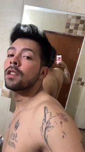 Fucklyon Nice to meet you. Foto 4