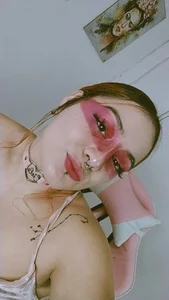 annika_taylor: 💜💜 ( 6 фото)