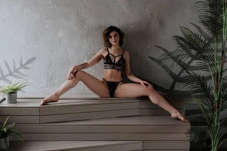 AliceKingsleigh Sensetive beauty  2. fénykép