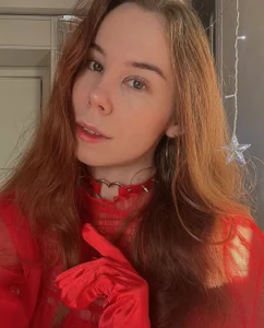 Elsa_Redwood New Year's photos Pic 9