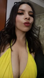 Viiolet_StoneYellow for u 😏图片