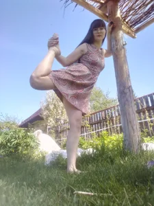 KiraGoldens Outdoors :) Pic