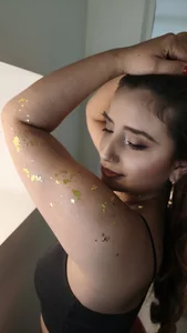 Sexy shiny de ZaraNolimits_  2 Imagens