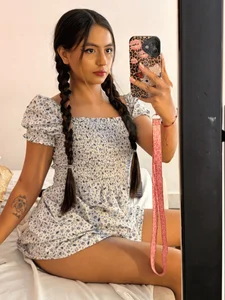 emily_bank Little me, big flirt energy 😏 slika 3