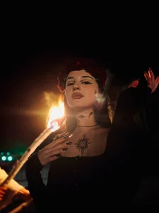 ElektraSunshine kullanıcısının demon albümü -  2 fotoğraf