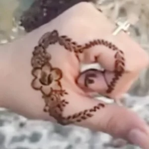 Chanchal--Navya Public Foto