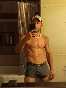 ThickDMatty@xh ThickDMatty Pic