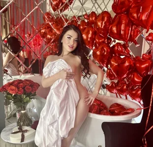 EvaBilss Valentine's Day Pic 5