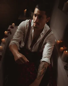 Nathan_rivers Valentine's Day!! Pic 4