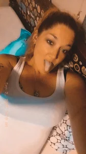 SnowBunny1224 Public Kuva 5