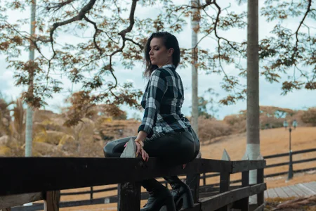 BridgetRodriguez I want to be your hot cowgirl Poză