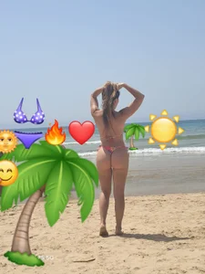 karina_warthon I share my photos in Portugal with my users 🥰 Pic 9