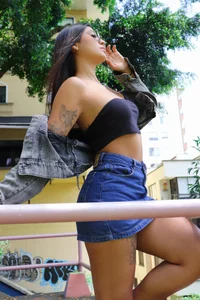 AllyJensen Park Style 🍃 Pic 7