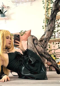 Zoe_Vee Gothic Angel Pic 5