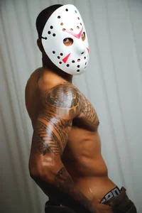Horror never looked so hot😈 od Sweet_Alessandre  2 snímek