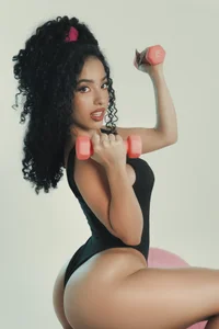 RoseFerrera Flawless is an understatement Foto 5