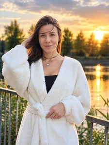 Cozy Tasya de GroaningJute Foto 6
