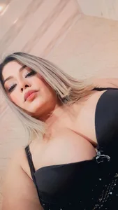 😈🥵 od isabella_horney_  3 snímek