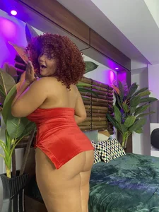 CelesteBailey Afro Style Pic 7