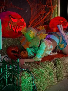 Eva_Walkerr_1のHappy Halloweenの 4枚の写真