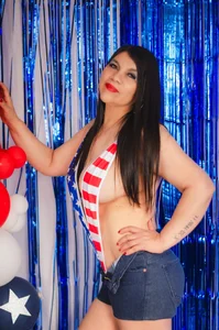 hotmature1のJuly 4 ❤ 2023 💙の 3枚の写真