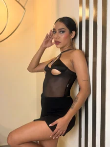 AmaliaCrus𝑵𝒐𝒕 𝒆𝒗𝒆𝒓𝒚𝒐𝒏𝒆 𝒄𝒂𝒏 𝒉𝒂𝒏𝒅𝒍𝒆 𝒕𝒉𝒊𝒔 𝒆𝒏𝒆𝒓𝒈𝒚. 🖤🌵 Bild 6