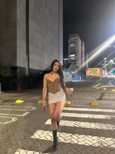 ScarlettVellのA QUIET WALKの枚の写真