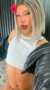 How hot I see myself? de AndyBlake_  4 Imagens