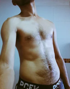 Skinyhot99 Public টি ছবি