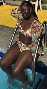 Sasha_mollie Public Pic 3