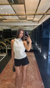 ChloeSpark's 🥰Kiss me🥰 Sex Photo 2