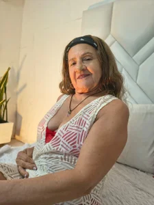 MatureHorny_70 Public slika 4