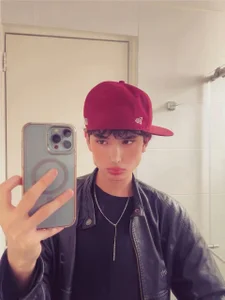 Eidan_collins Public รูป  5