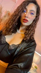 LOVED ❤️ od Angel_Bells  2 snímek