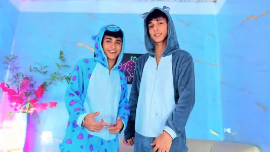 boyswantingplayJose and Alejandro图片