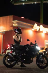 Midnight Rider 🌙🏍️