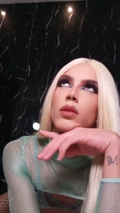 khalany_hadid Public Immagine  6