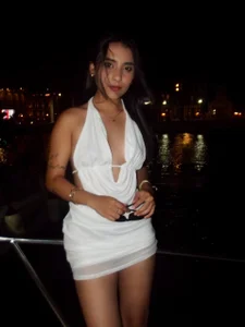 Zdjęcia Zafira_Montiel I am very funny, I love the beach: 