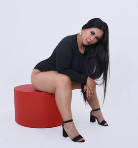 Temptation has a name... and it's right in front of you. od valerymeyerr  snímek